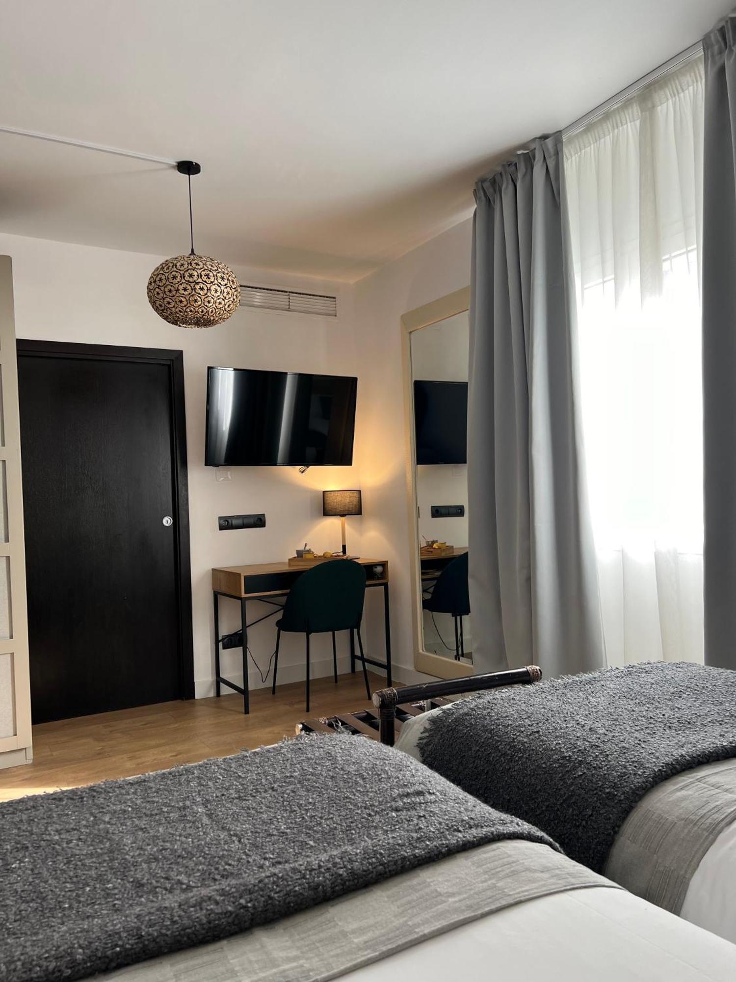 Hotel San Miguel Menorca ماهون المظهر الخارجي الصورة