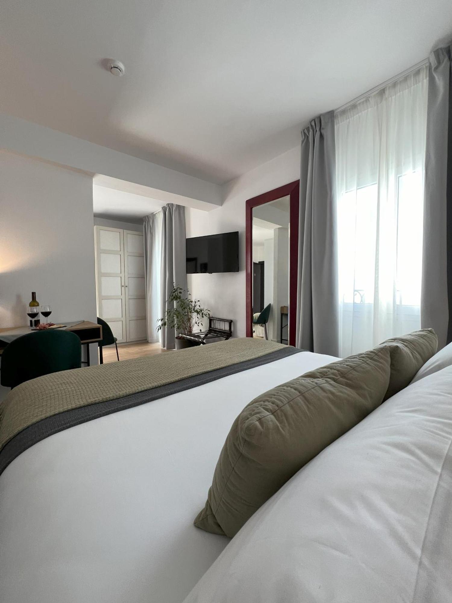 Hotel San Miguel Menorca ماهون المظهر الخارجي الصورة