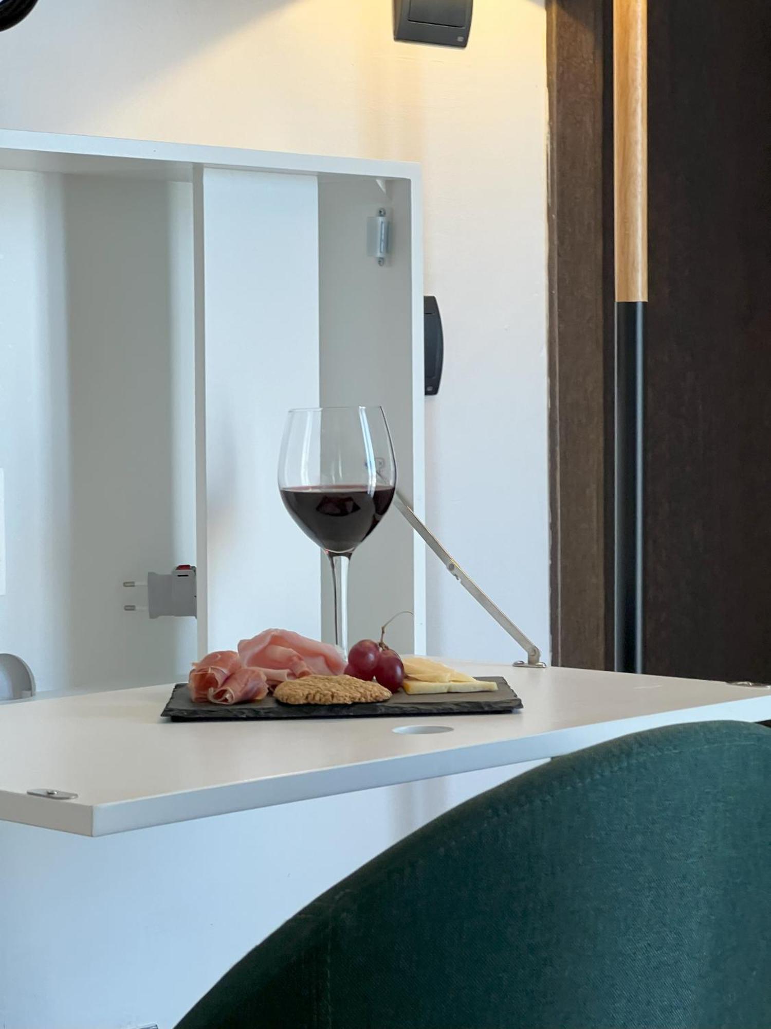 Hotel San Miguel Menorca ماهون المظهر الخارجي الصورة